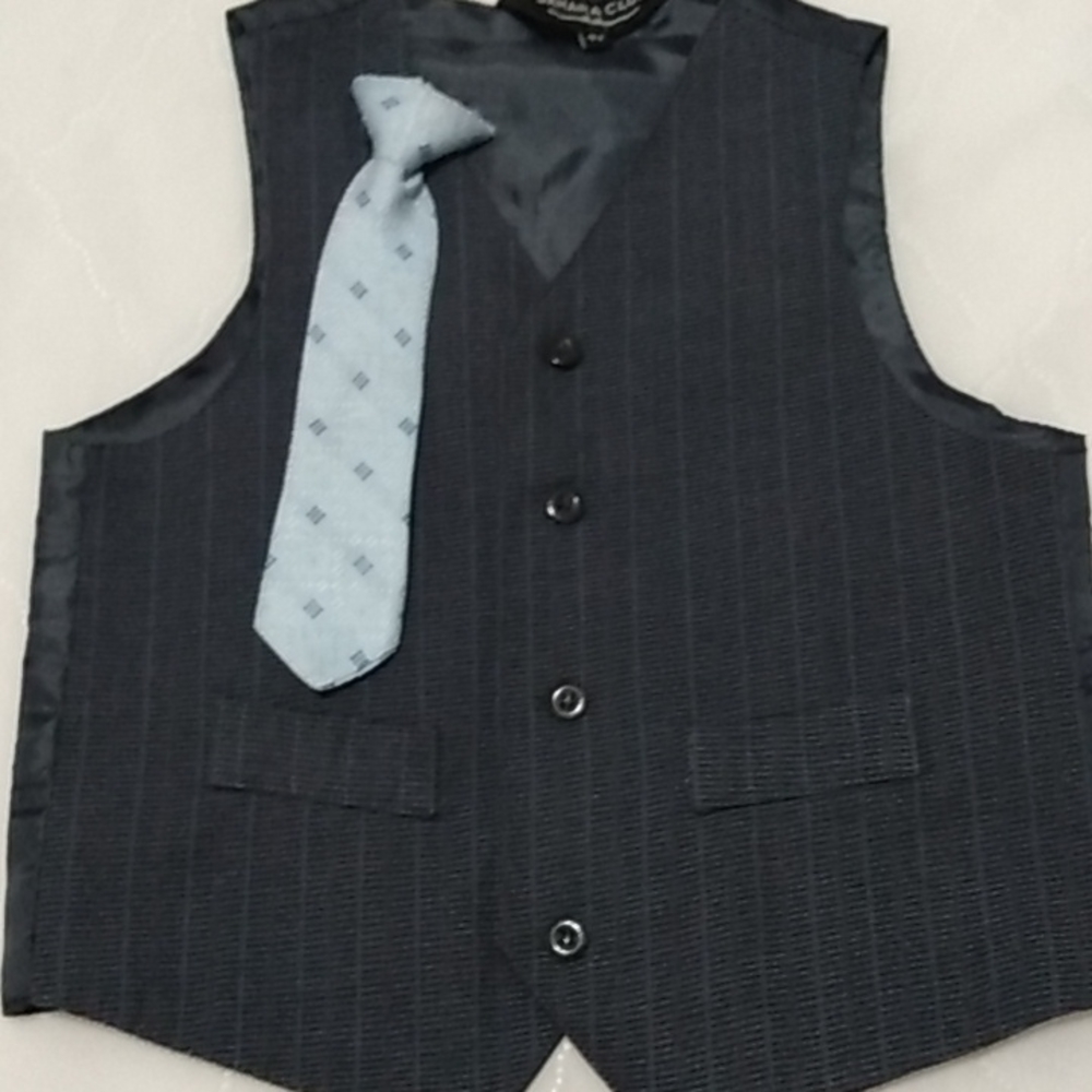 Vest and tie